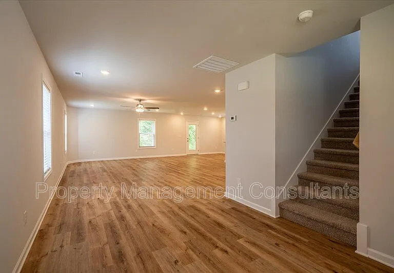 27982 Chalmers Cir — Photo 6