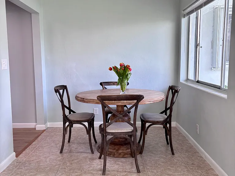 1950 Lake Osborne Dr #3 — Photo 8