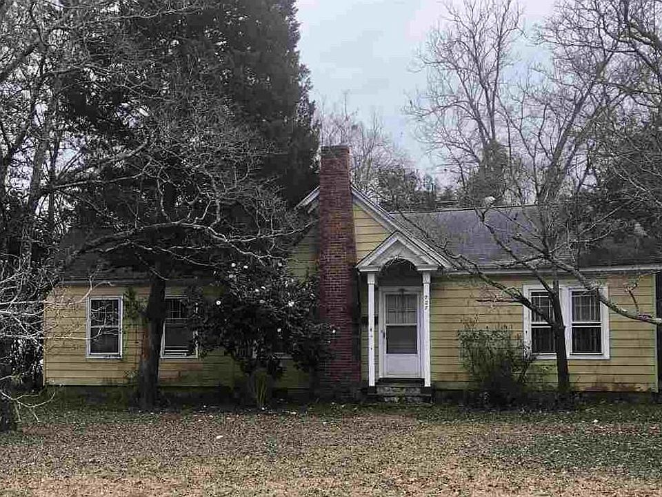 1st image of 727 W College Ave