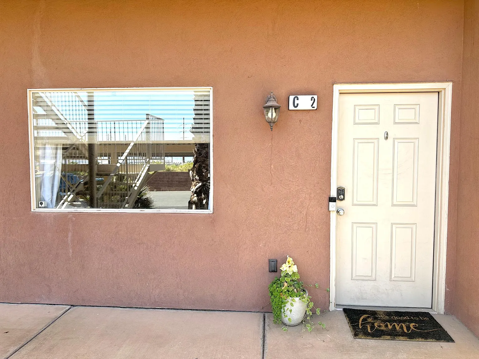 2 bed, 926 sqft, $1,495 — Photo 2