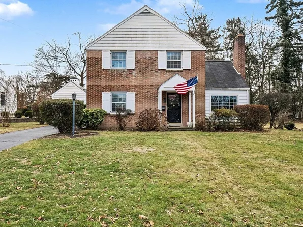 3603 Hillcrest Rd, Harrisburg, PA 17109