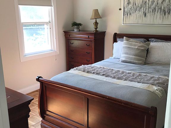 2nd image of 4824 Chevy Chase Dr APT 102