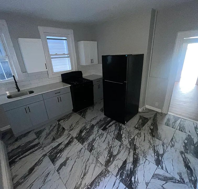 1st image of 65 Hudson St #G1