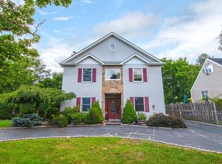 17 Earl St, Denville, NJ 07834