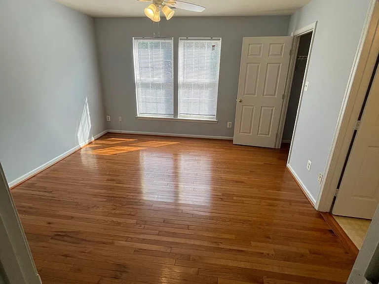 23065 Potomac Hill Sq — Photo 12
