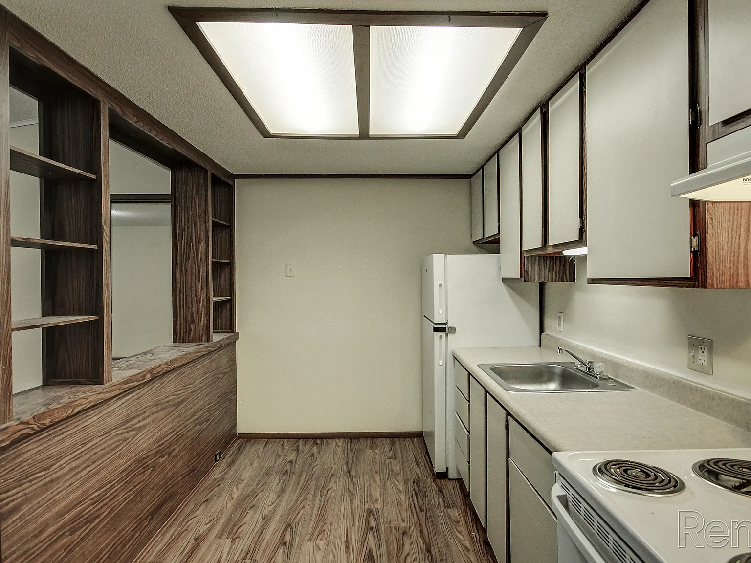 Willowood Apartments — Photo 2