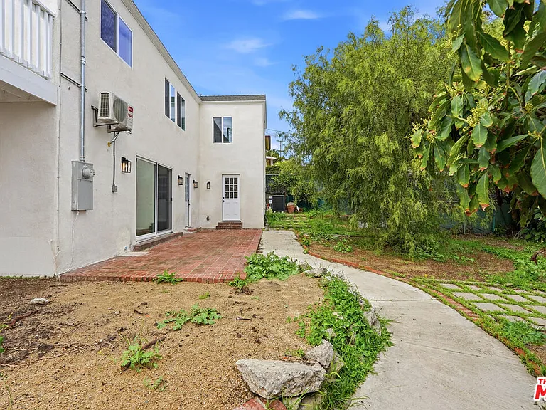 5452 Harcross Dr — Photo 59