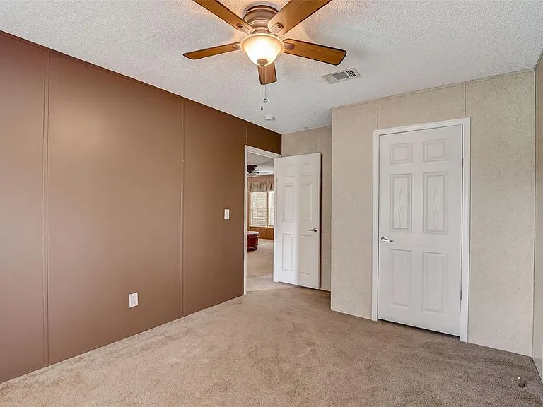 4611 Miley Rd — Photo 17