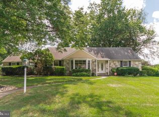 428 Emerson Rd, Huntingdon Valley, PA 19006