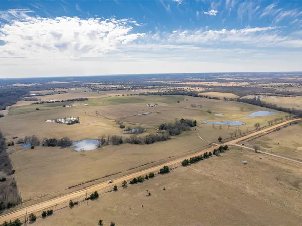 Fm 1566 W, Celeste, TX 75423