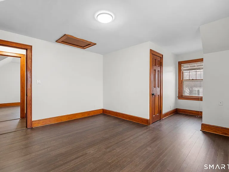 37 Byrneside Ave — Photo 25