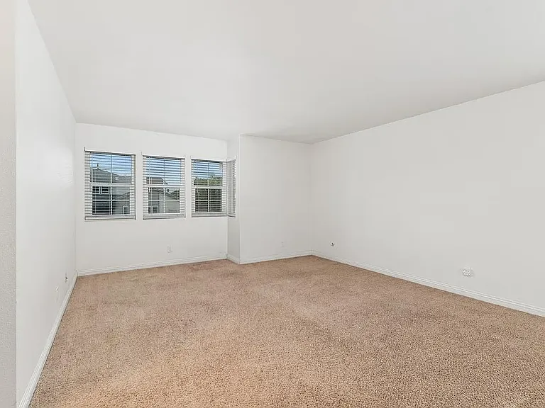 7898 Hemphill Dr — Photo 12