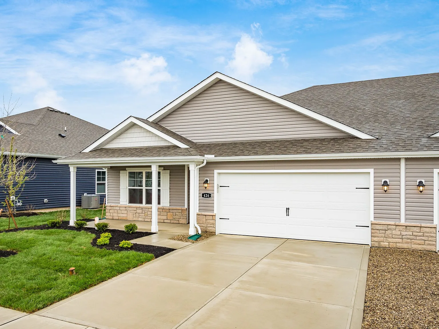 3 bed, 1600 sqft, $2,599 — Photo 3