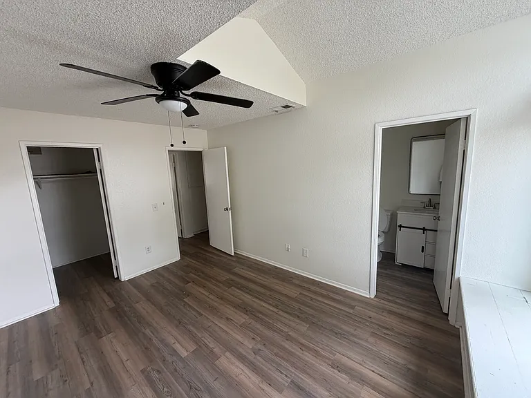 11981 Kenwood Dr — Photo 16