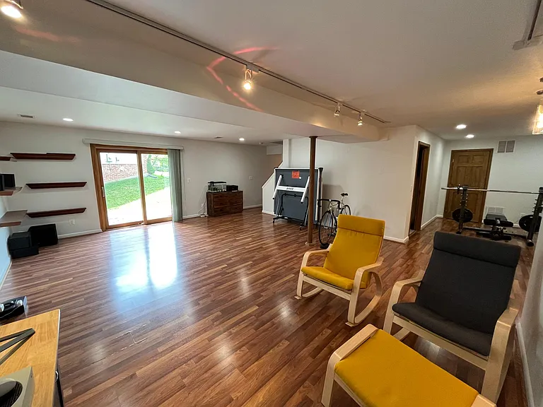 1709 Lorre Dr — Photo 11