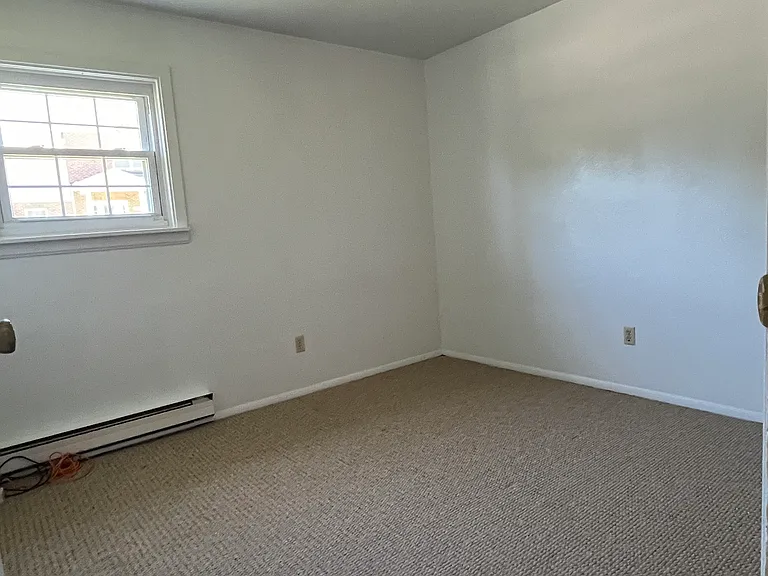 206 Homestead Ave — Photo 6
