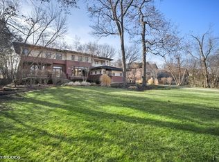 1311 Woodland Dr, Deerfield, IL 60015