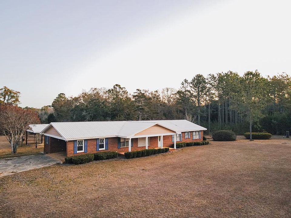 1st image of 298 Pine Cone Ln