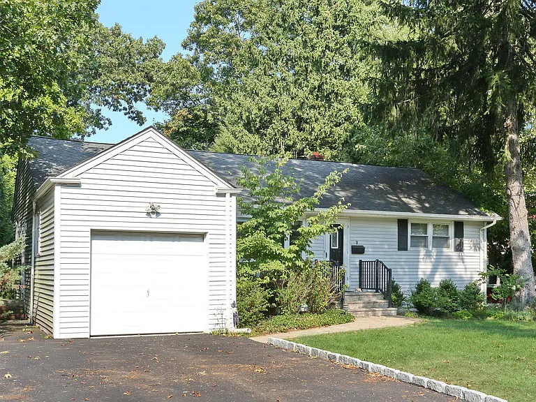11 Evans Rd — Photo 20