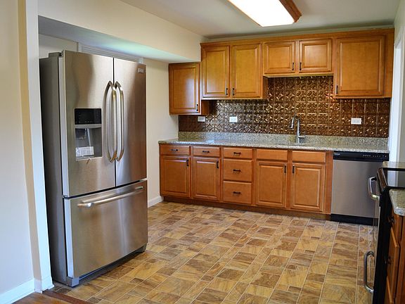 Kitchen with french door fridge