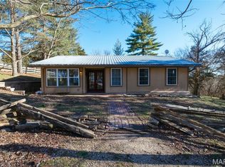 2104 Grand Army Rd, Labadie, MO 63055