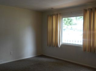 711 S Washington St, Hobart, IN 46342
