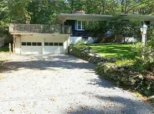 164 E Middle Patent Rd, Bedford, NY 10506