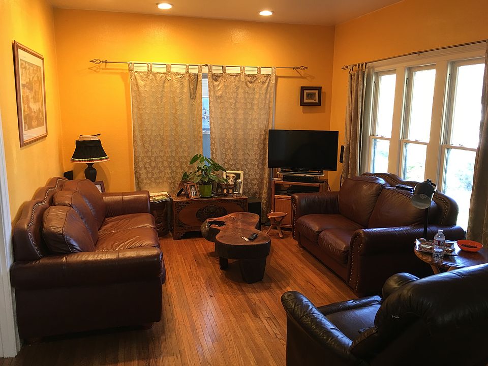 1st image of 360 W 6th St #House