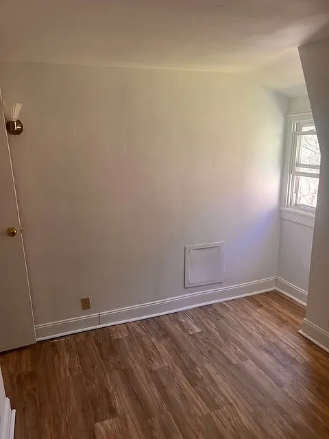 2 bed, 1500 sqft, $1,275 — Photo 2