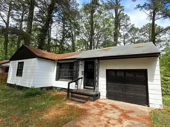 746 Woodbury Rd