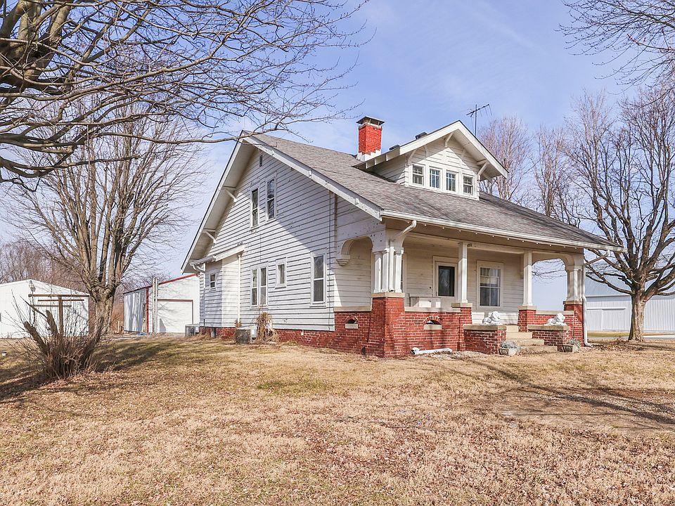 1st image of 876 N Centerline Rd