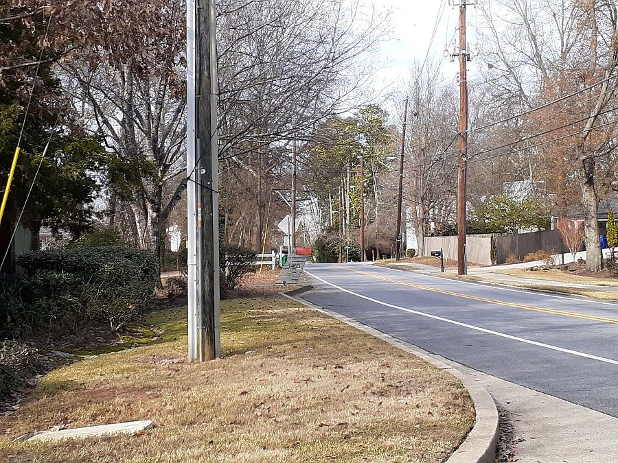 2nd image of 2152 Briarwood Blf