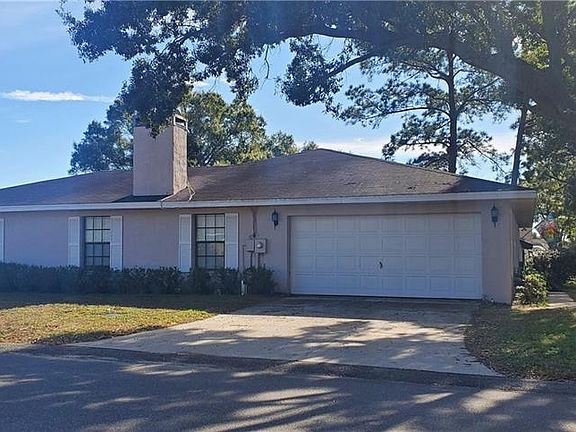 2nd image of 3201 Fairmont Pl