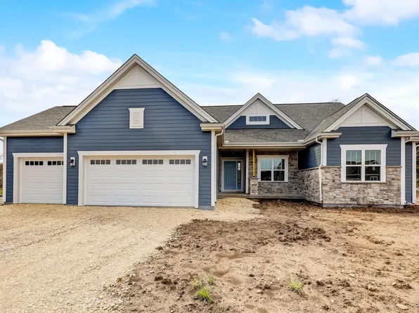 N110W7065 Augusta LANE, Cedarburg, WI 53012