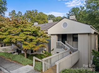 106 Abbey Cir, Asheville, NC 28805
