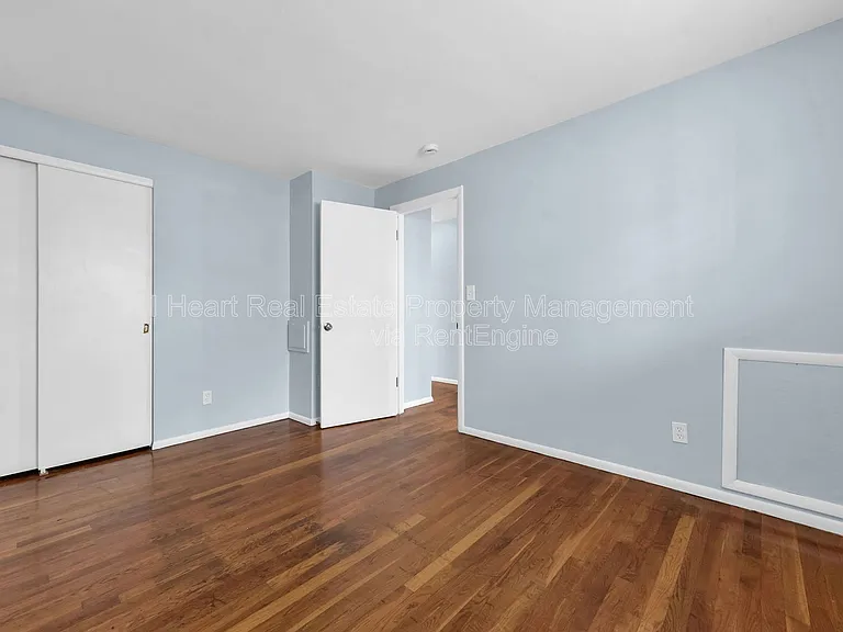880 N Meadows Ct #J — Photo 16