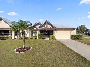 888 Sutton Pl, Palm Harbor, FL 34684