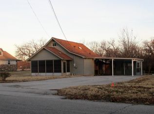 905 Limestone St, Carthage, MO 64836