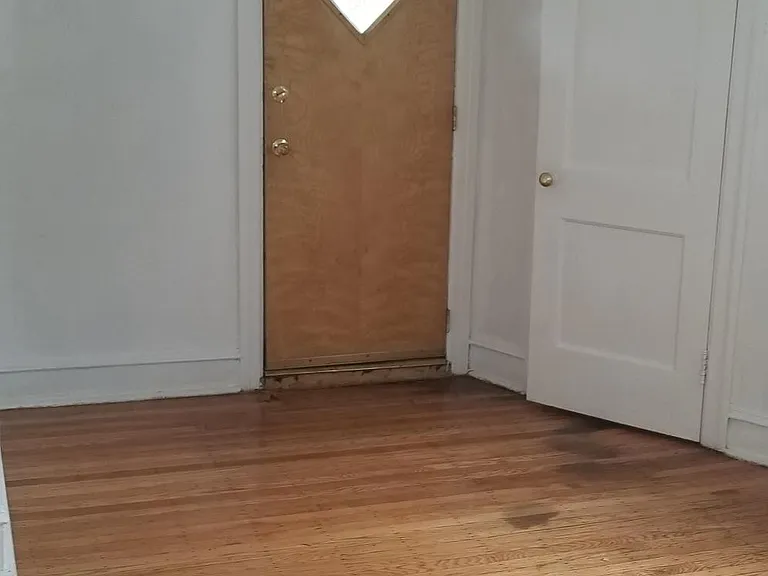 108 E Tulpehocken St — Photo 12