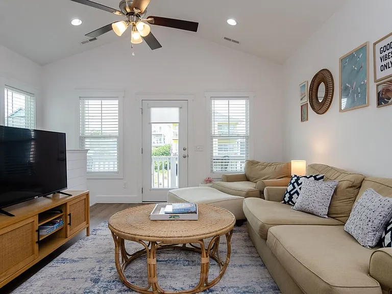 1511 Snapper Ln #2 — Photo 10