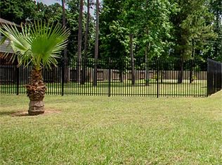 8910 Rolling Rapids Rd, Humble, TX 77346