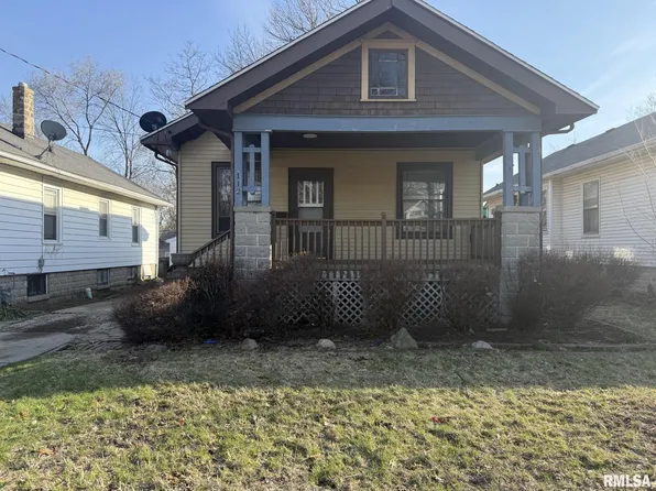112 E Gift Ave, Peoria, IL 61603