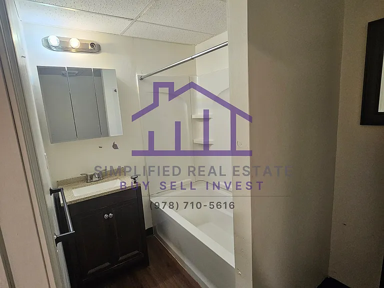 Sunshine Apartments — Photo 10