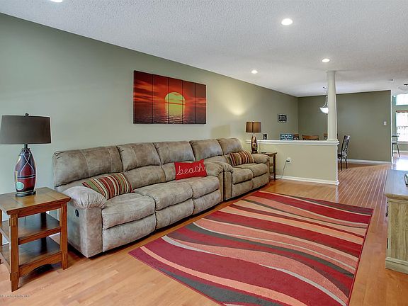 3rd image of 172 Tarpon Dr #1720