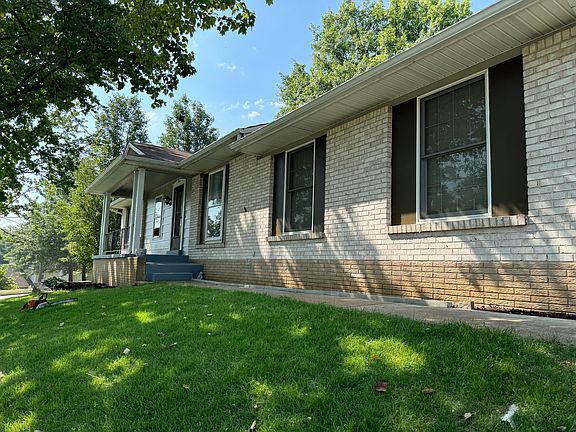 Sidewalk leading up to your front door