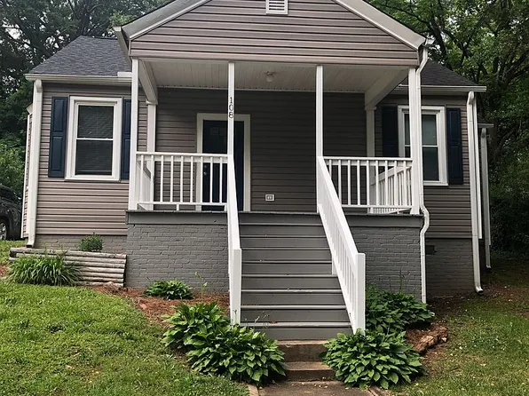 108 Center St, Taylors, SC 29687