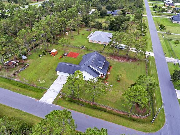 3rd image of 20750 Quinlan St
