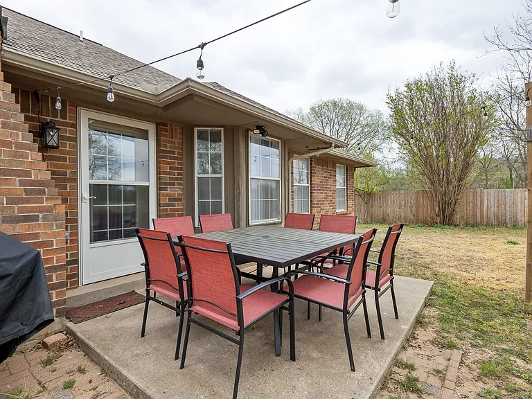 3616 Maggie Cir — Photo 35
