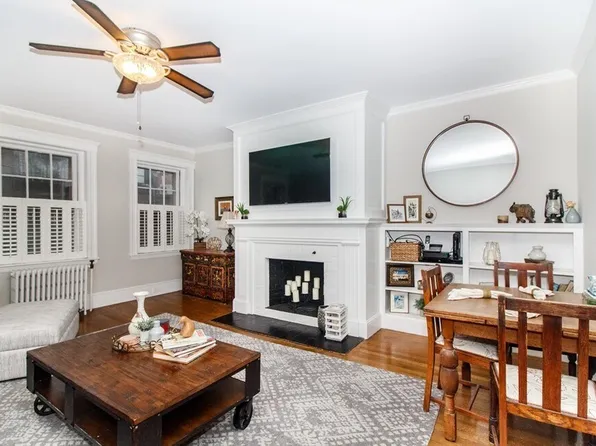 250-252 Commonwealth Ave #20, Boston, MA 02116