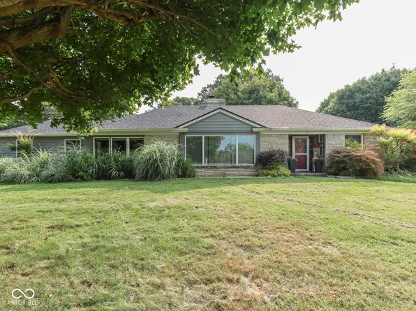 520 N Valley Ln W, Greenwood, IN 46142